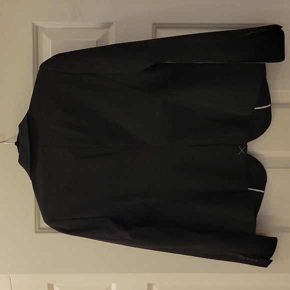 Ann Taylor Black Blazer, Size 6 Petite - Picture 2 of 4